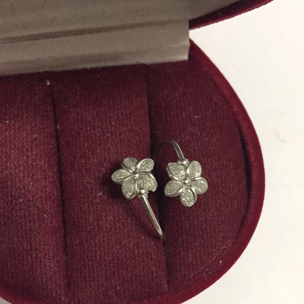 14k white gold ring